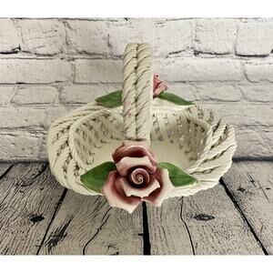 Capodimonte Porcelain‎ Weaved Basket With Handle And Roses Made In Italy